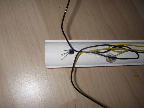 eingeklebter 1-wire Sensor